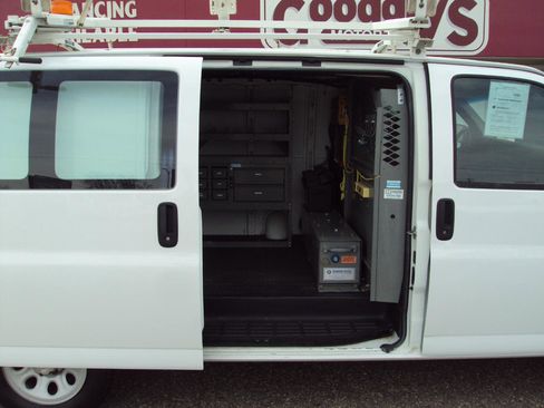 Used 2013 Chevrolet Express 1500 AWD w/ Power Package image 12