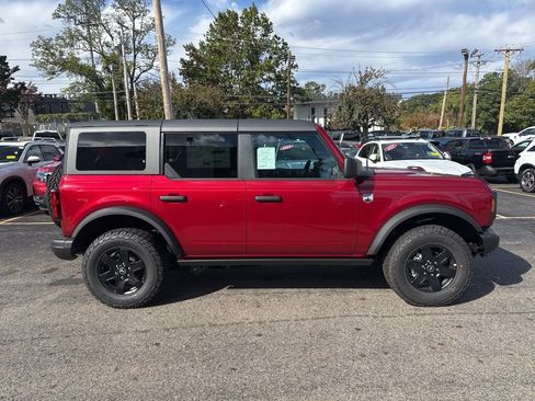 New 2025 Ford Bronco Big Bend w/ Black Diamond Package image 4