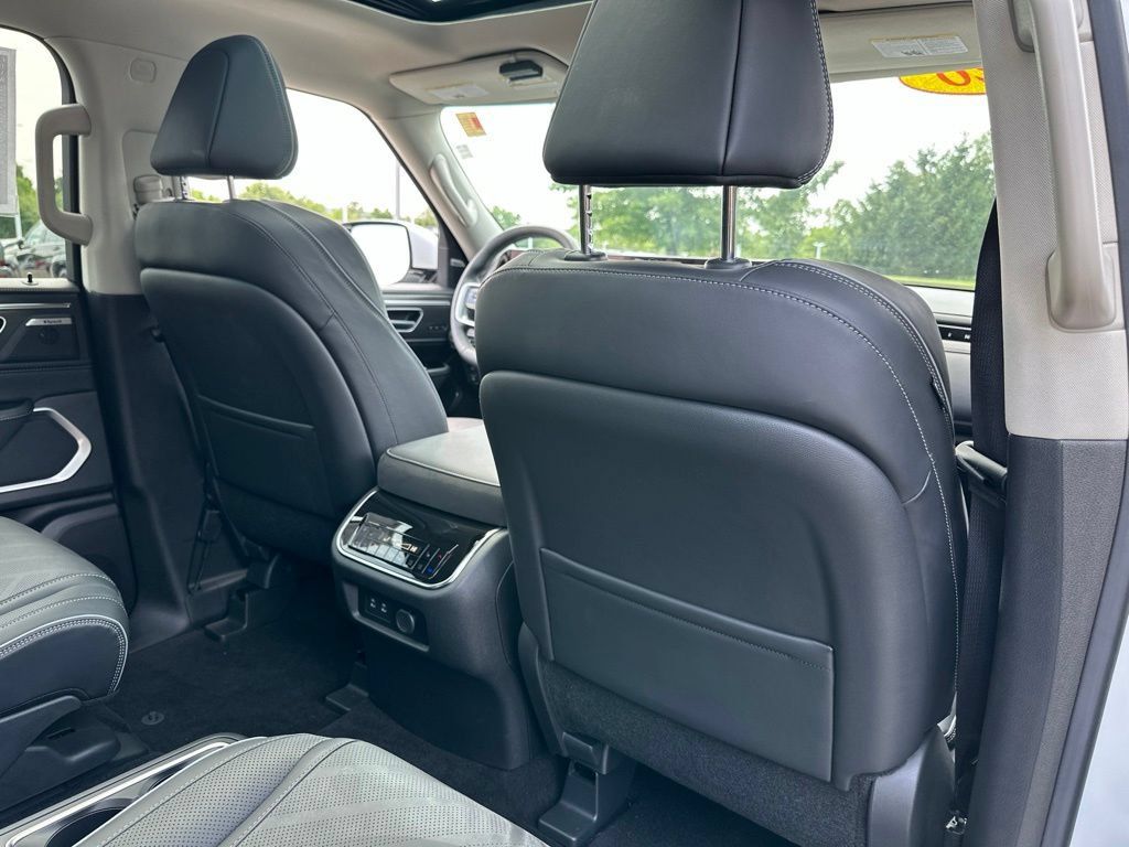 Certified 2026 INFINITI QX80 Luxe w/ Exterior Package AWD/4WD image 30