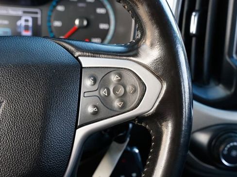 Used 2017 Chevrolet Colorado LT w/ LT Convenience Package image 30