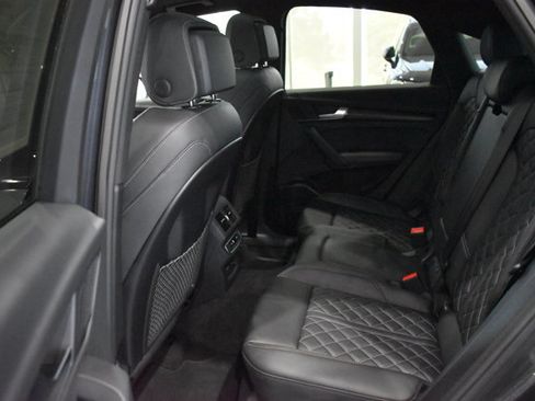 Used 2023 Audi SQ5 Premium Plus w/ Premium Plus Package AWD/4WD image 22