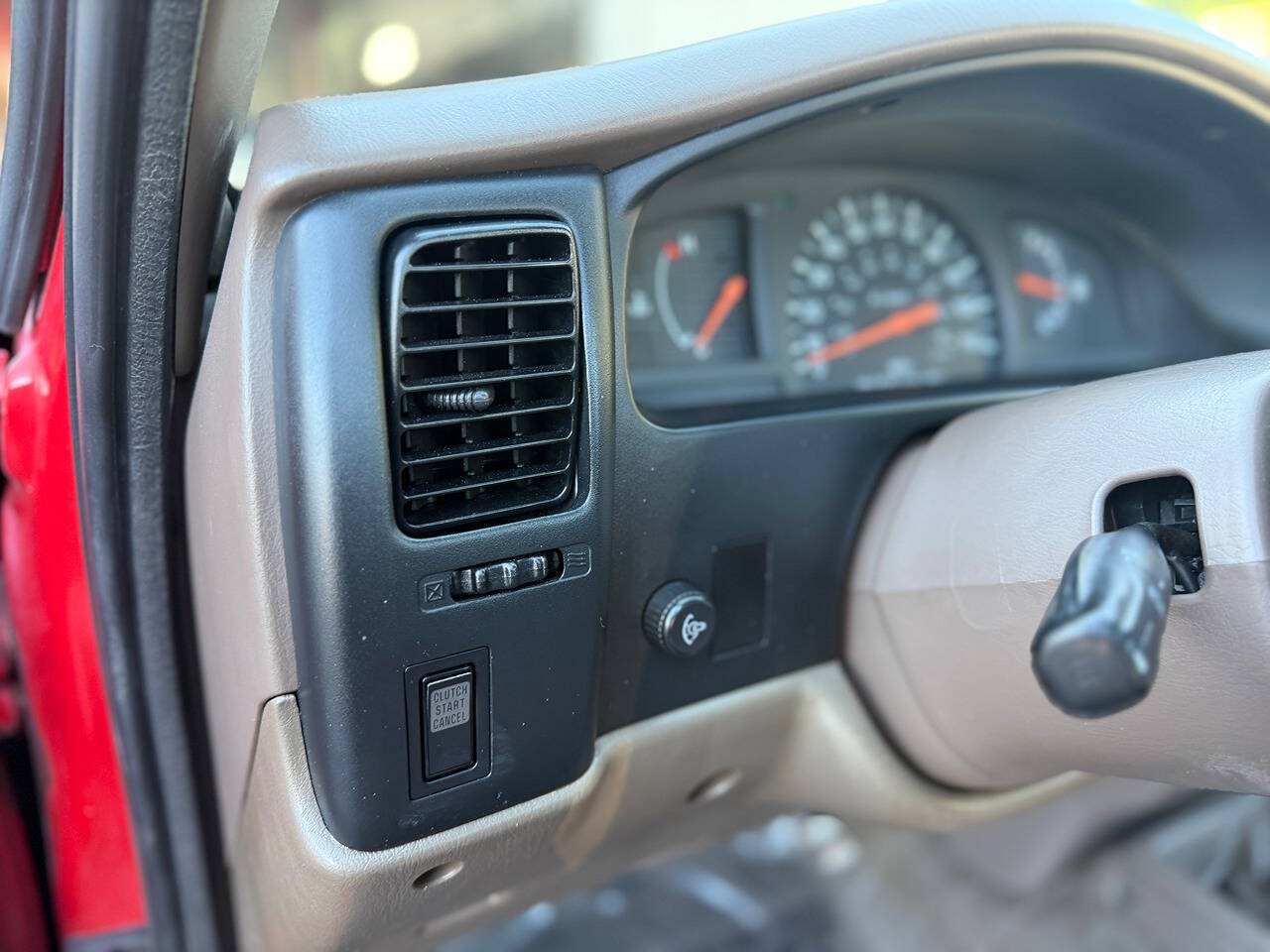 Used 1995 Toyota Tacoma 4x4 Regular Cab image 17