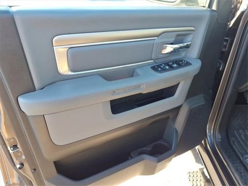 Used 2018 RAM 1500 Big Horn image 16