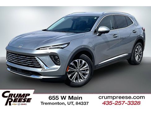 Used 2025 Buick Envision Preferred AWD/4WD image 1