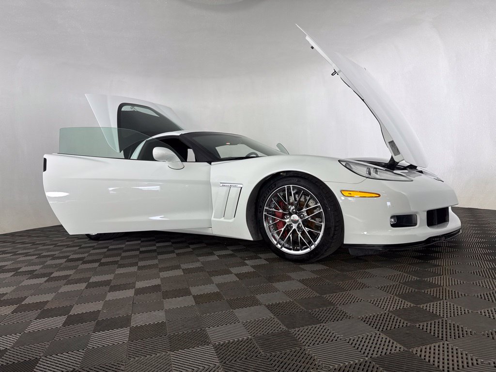 Used 2012 Chevrolet Corvette Grand Sport w/ 3LT Preferred Equipment Group RWD image 20
