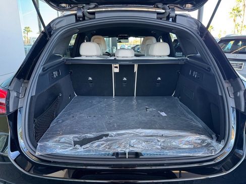 Certified 2025 Mercedes-Benz GLC 300 image 20