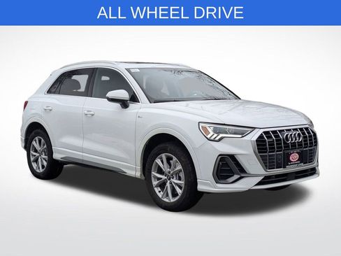Used 2025 Audi Q3 2.0T Premium w/ Convenience Package image 8