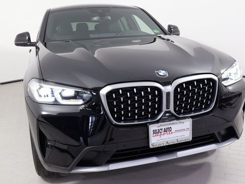 Used 2022 BMW X4 xDrive30i w/ Convenience Package image 10