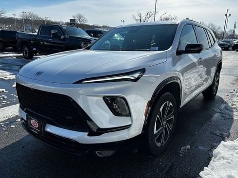 New 2025 Buick Enclave Sport Touring w/ Power Package image 3