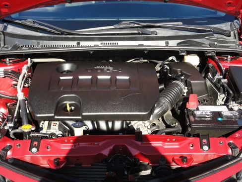 Used 2017 Toyota Corolla SE image 23