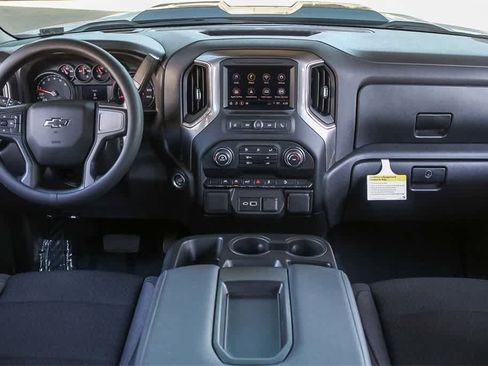 Used 2025 Chevrolet Silverado 1500 Custom Trail Boss w/ Dark Appearance Package image 12