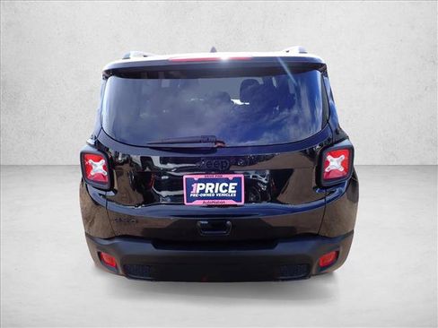 Used 2022 Jeep Renegade Altitude w/ Convenience Group image 3