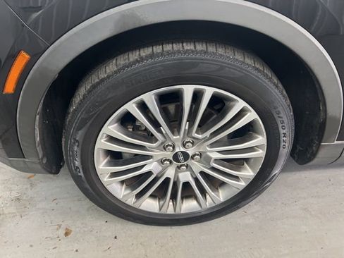 Used 2017 Lincoln MKX Reserve w/ Enhanced Security Package image 26