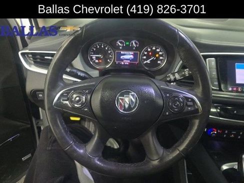 Used 2021 Buick Enclave Essence w/ Experience Buick Package image 9