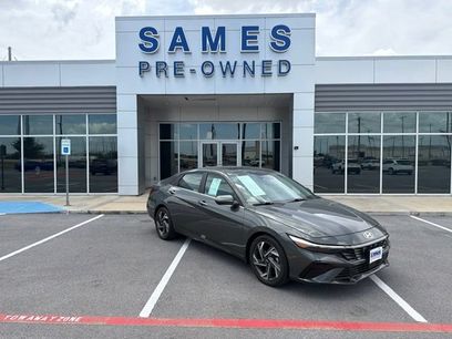 Used 2024 Hyundai Elantra Limited