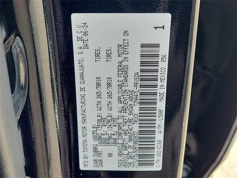 Used 2024 Toyota Tacoma Trailhunter image 30