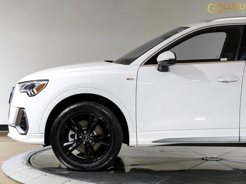 Used 2024 Audi Q3 2.0T Premium w/ Convenience Package image 14