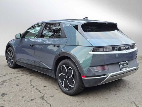 Used 2024 Hyundai Ioniq 5 SE image 5