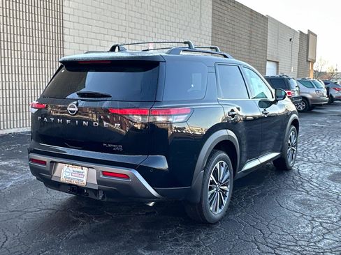 New 2026 Nissan Pathfinder Platinum w/ Cargo Package image 4