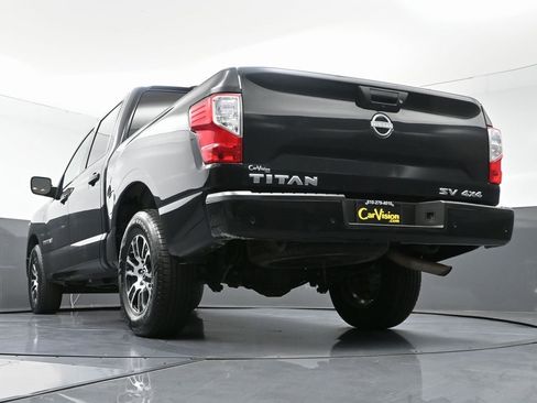 Used 2023 Nissan Titan SV image 47