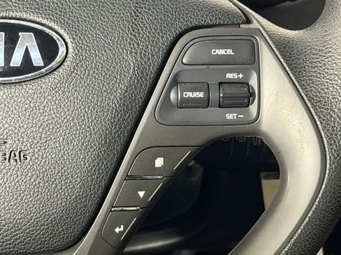 Used 2018 Kia Forte LX w/ LX Popular Package image 16