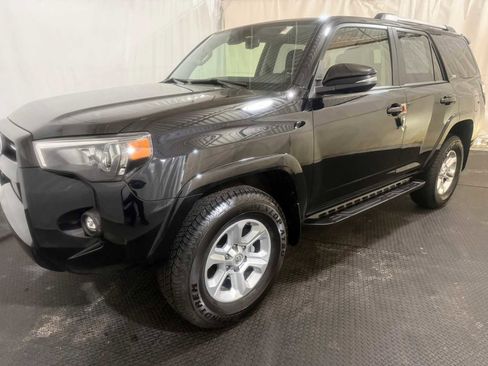 Certified 2024 Toyota 4Runner SR5 Premium w/ Moonroof Package image 6