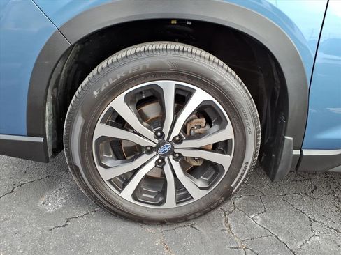 Used 2020 Subaru Forester Limited image 9