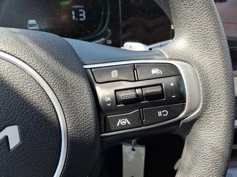 Used 2024 Kia Sportage LX image 23