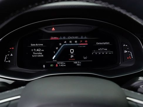 Certified 2025 Audi Q8 Premium Plus w/ Premium Plus Package AWD/4WD image 31