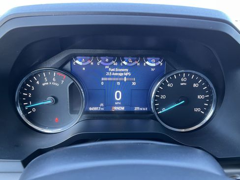 Used 2024 Ford Expedition XLT image 9