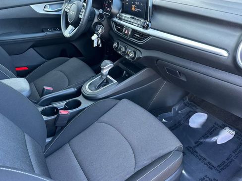 Used 2022 Kia Forte LXS image 15