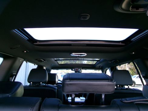 New 2026 Jeep Grand Wagoneer L Limited AWD/4WD image 19