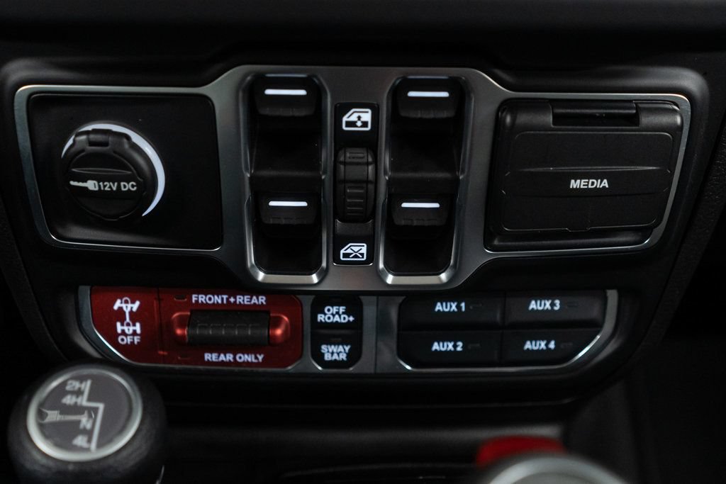 Used 2026 Jeep Wrangler Unlimited Rubicon AWD/4WD image 18
