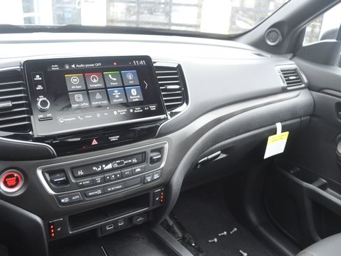 Certified 2025 Honda Ridgeline TrailSport image 23