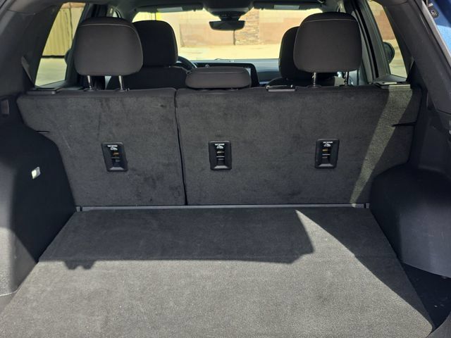 Used 2025 Chevrolet Equinox LT w/ Safety and Technology Package FWD image 24