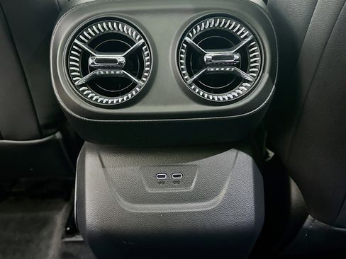 Used 2024 Chevrolet Blazer EV LT image 29