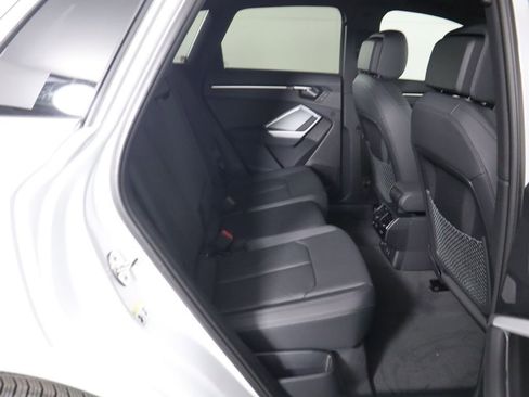 New 2025 Audi Q3 2.0T Premium image 23