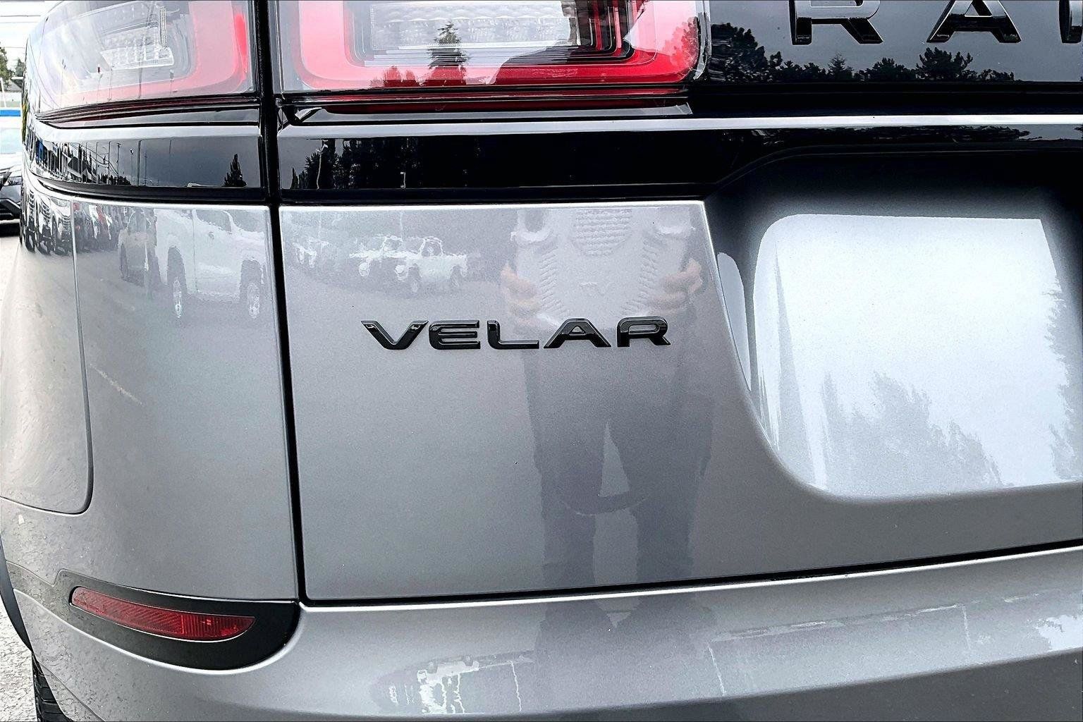 Used 2023 Land Rover Range Rover Velar R-Dynamic S AWD/4WD image 24