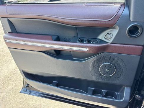 Certified 2024 Ford Expedition Max Limited RWD image 12