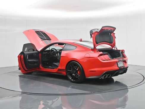 Used 2021 Ford Mustang Shelby GT500 w/ Technology Package image 32