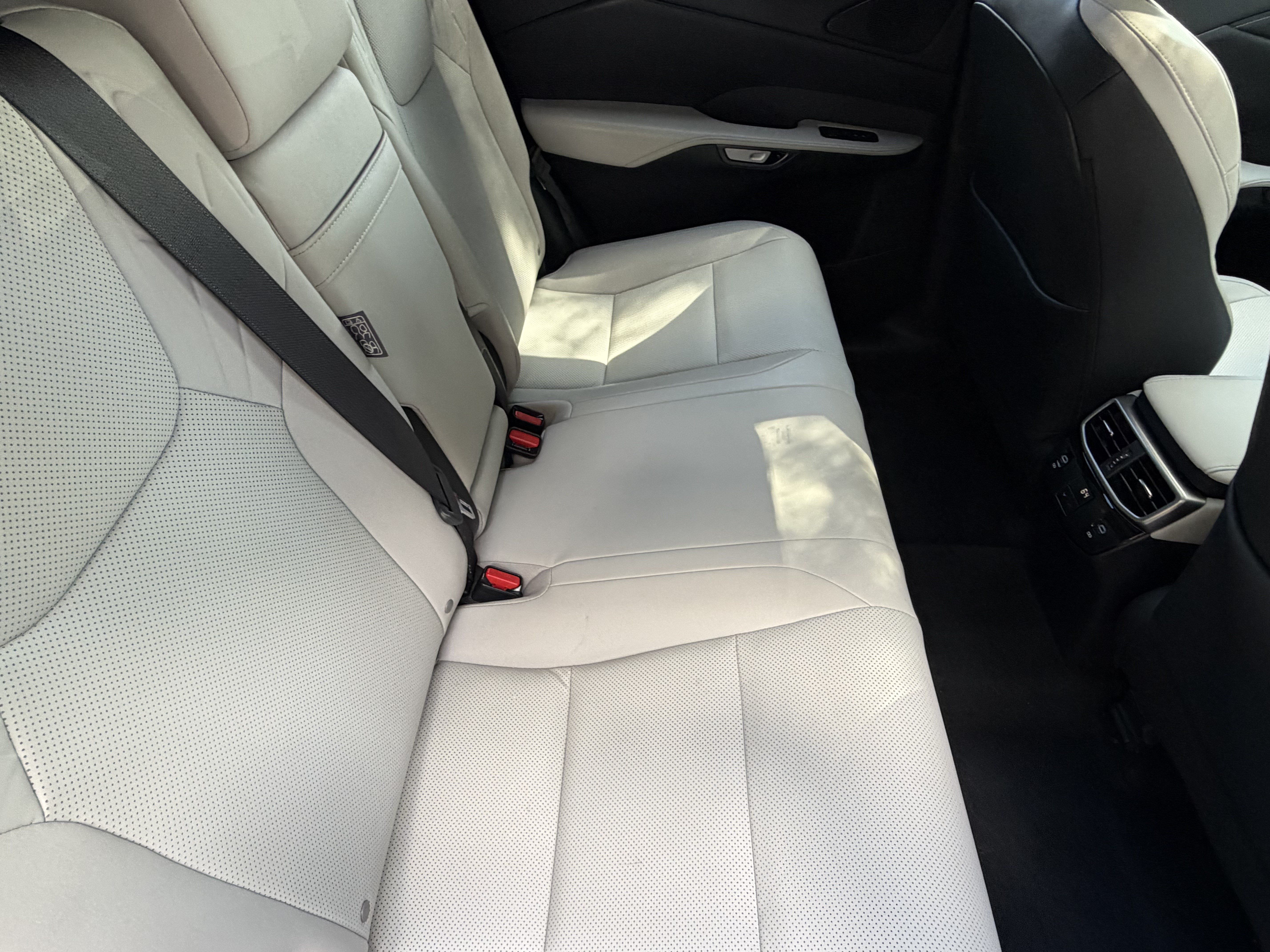 Used 2024 Lexus RX 350 Premium w/ Cold Area Package AWD/4WD image 37