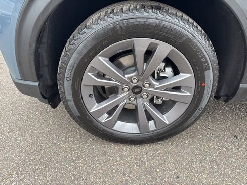 New 2025 Ford Explorer Active w/ Active Comfort Package image 10