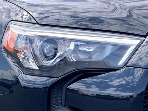 Used 2023 Toyota 4Runner SR5 RWD image 28