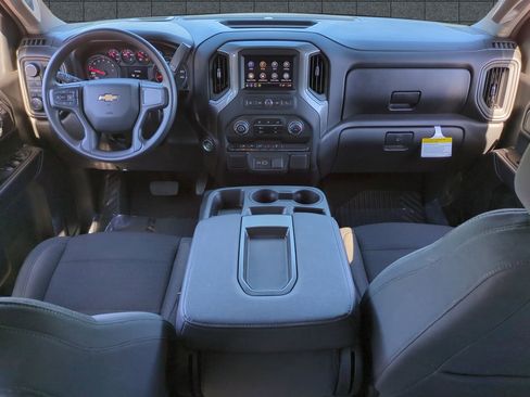 Used 2025 Chevrolet Silverado 1500 Custom image 15