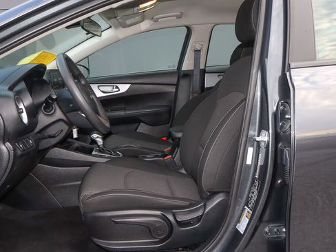 Used 2024 Kia Forte LXS image 7