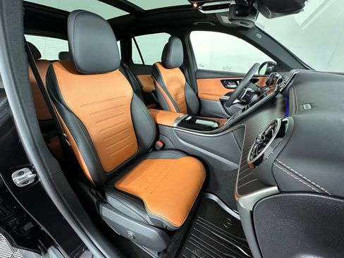 Used 2026 Mercedes-Benz GLC 300 4MATIC image 6