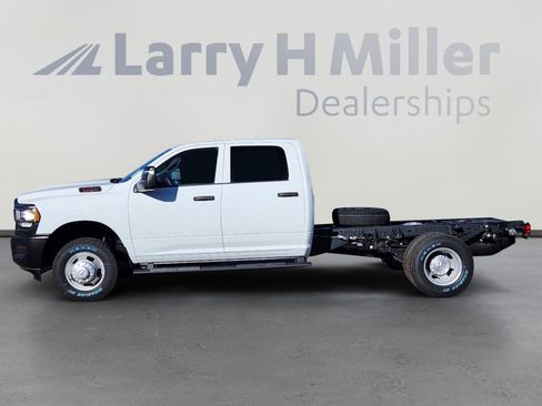 New 2024 RAM 3500 Tradesman w/ Electrical Accessory Group image 3