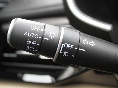 Used 2024 Acura MDX SH-AWD w/ Advance Package image 32