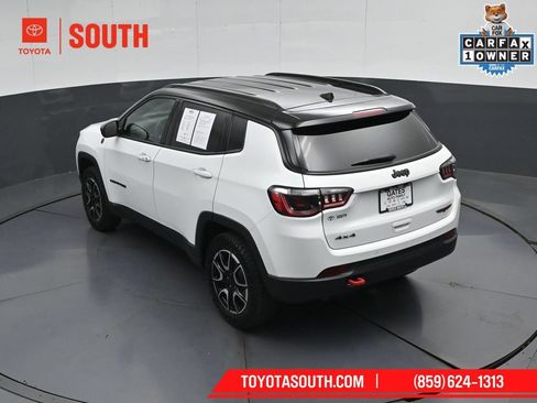 Used 2024 Jeep Compass Trailhawk AWD/4WD image 50