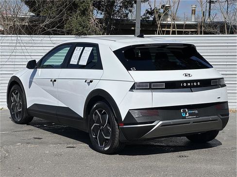 Used 2024 Hyundai Ioniq 5 SEL image 12